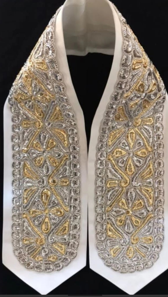 Talis Atarah neckcollar gold and silver embroidered
