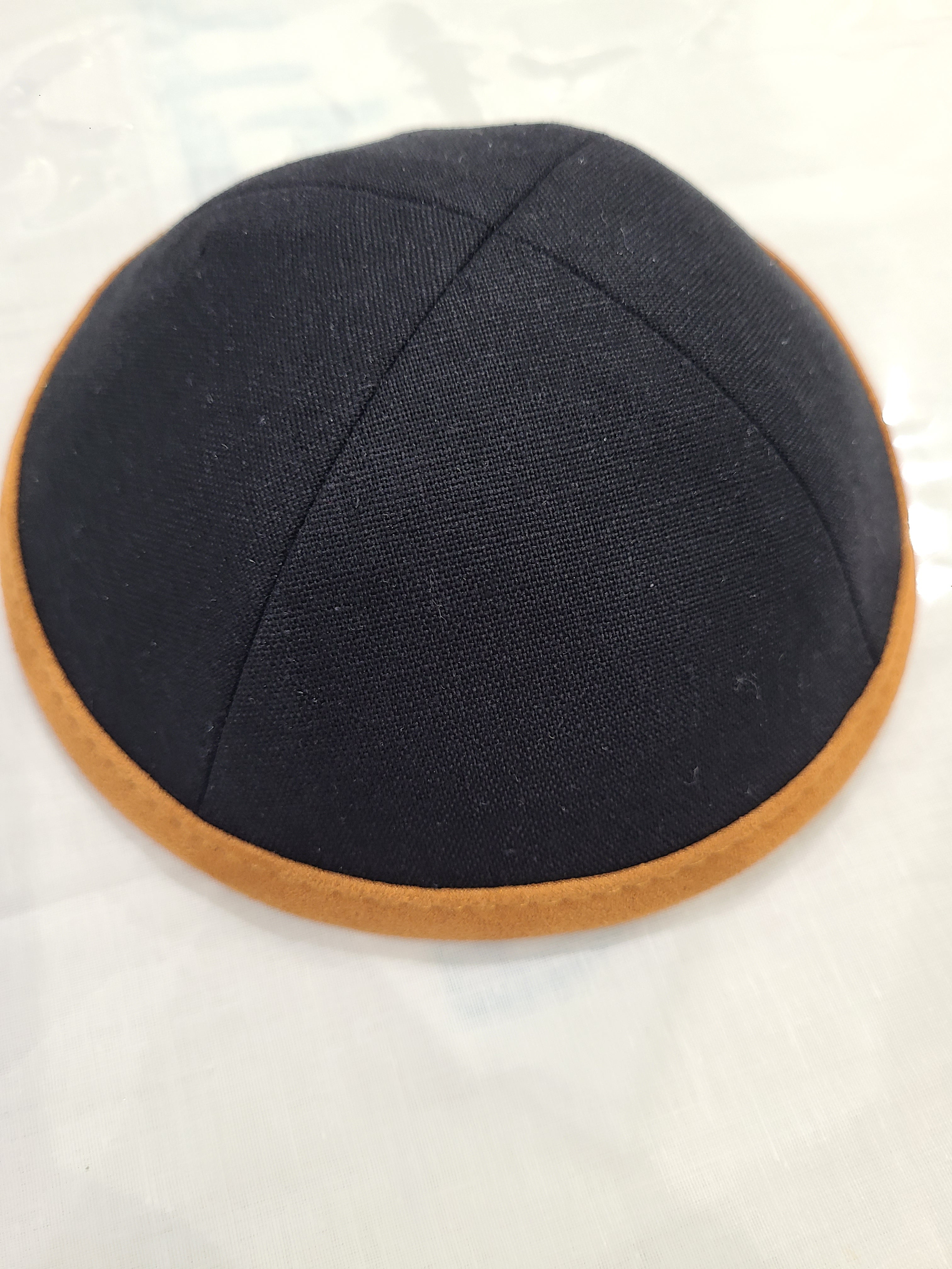 New kippah Black with Light Brown Rim