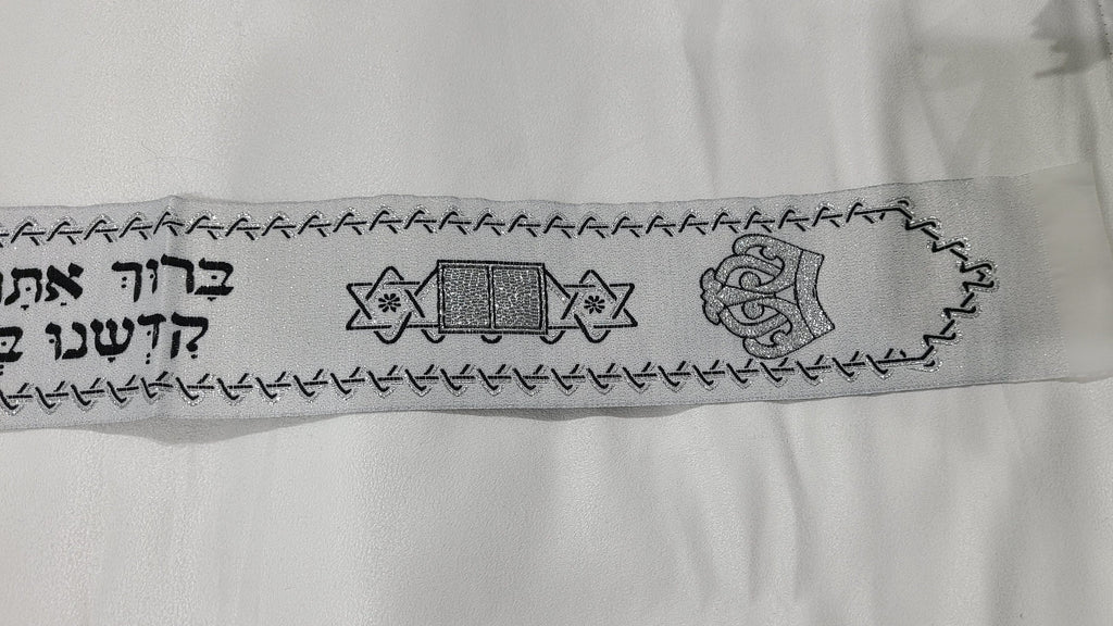 Tallit Prayer Shawl Making Set with  Neckcollar with Blessing & Kosher Tzitzit String/fringes